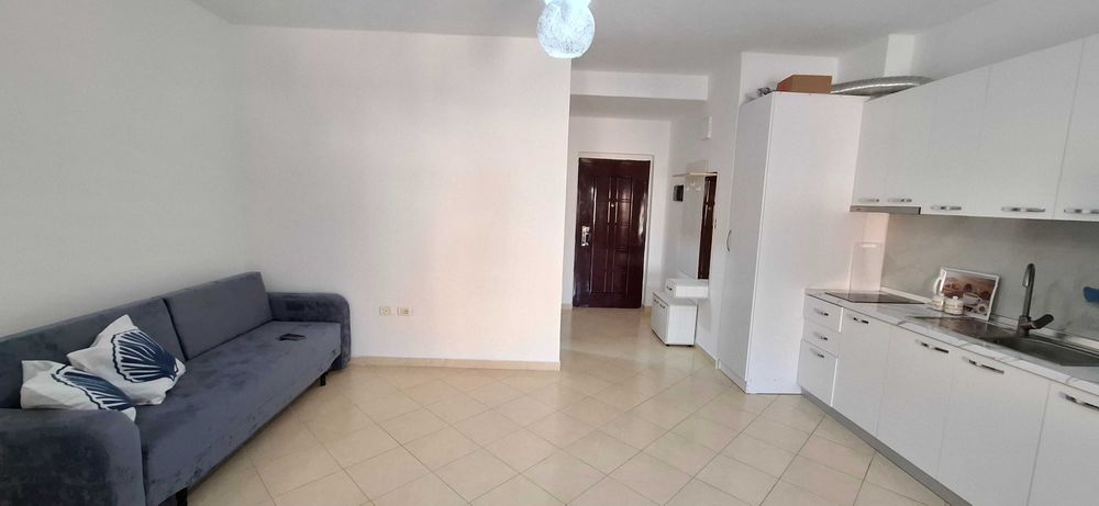 Аренда апартаменты 1+1,20евро,вид на море и горы.Дуррес  Албания .