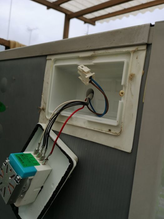 Ремонт холодильників ,морозильних камер, вітрин. Ремонт холодильников