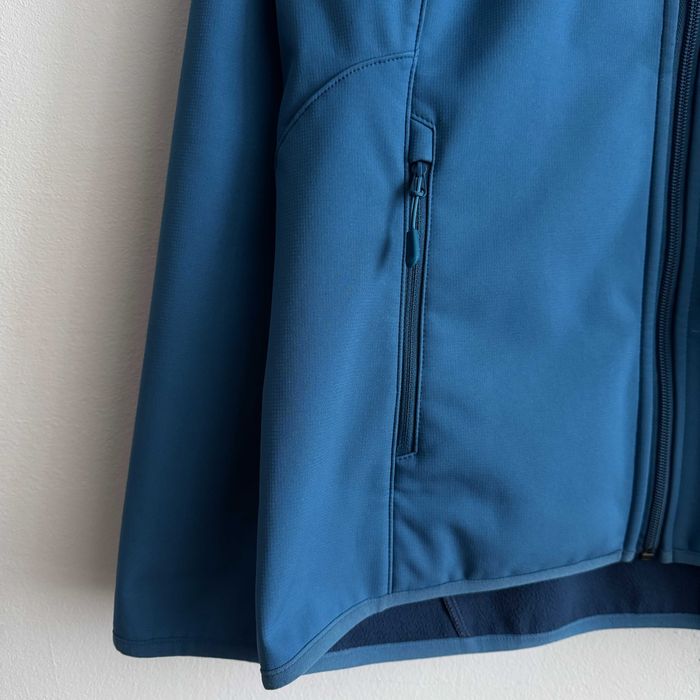 Жіноча куртка софтшел Jack Wolfskin М