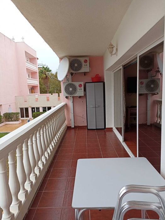 T1 C/Piscina e WiFi| 13-27 Junho | Julho | 12-19 Setembro| 150m da praia em  Monte Gordo