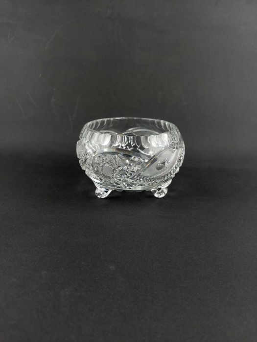 Kryształowa cukiernica na nóżkach miska miseczka PRL