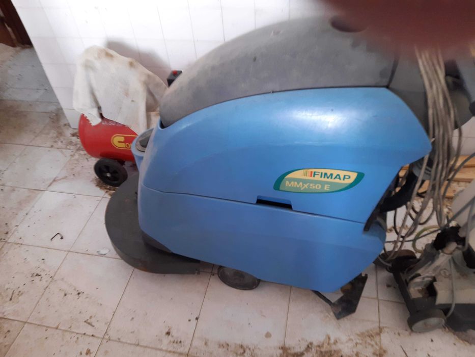 Maquinas limpeza urgente