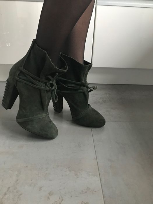 Botki włoskie firmy L Estrosa  Skóra Nubuk  roz.37  kolor Khaki