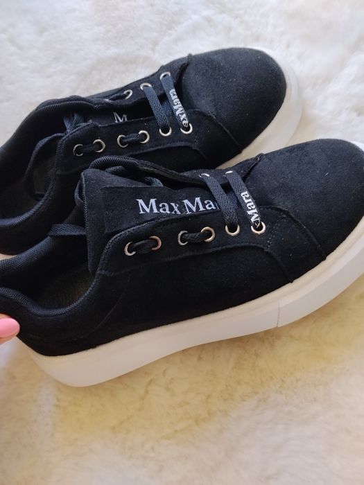 Жіночі кеди в стилі Max Mara