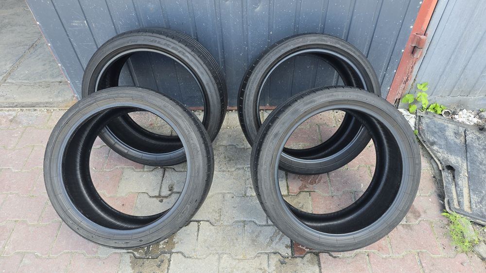 4 x Opony letnie falken 225/40/18