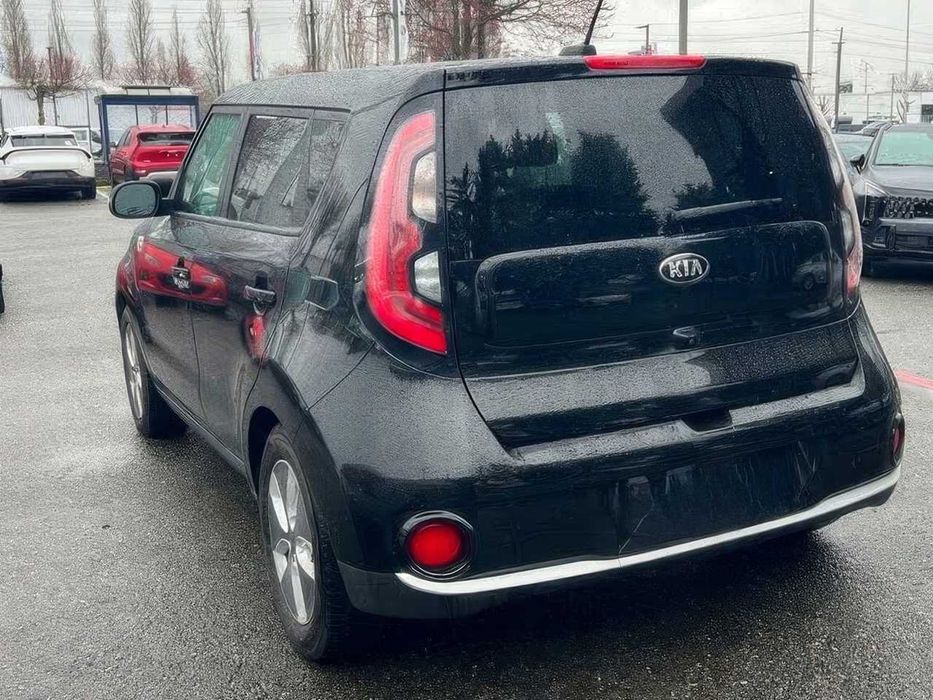Kia Soul EV +      2018