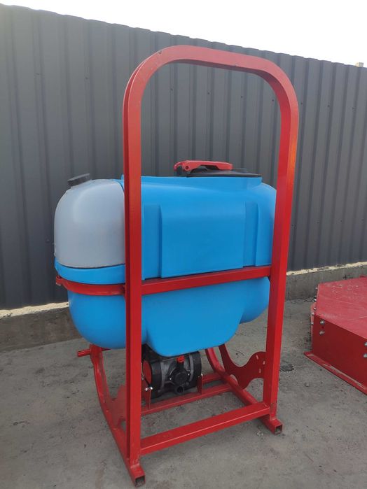 Обприскувач навісний польський Jar-met 200 л гнута рама, оприскувач