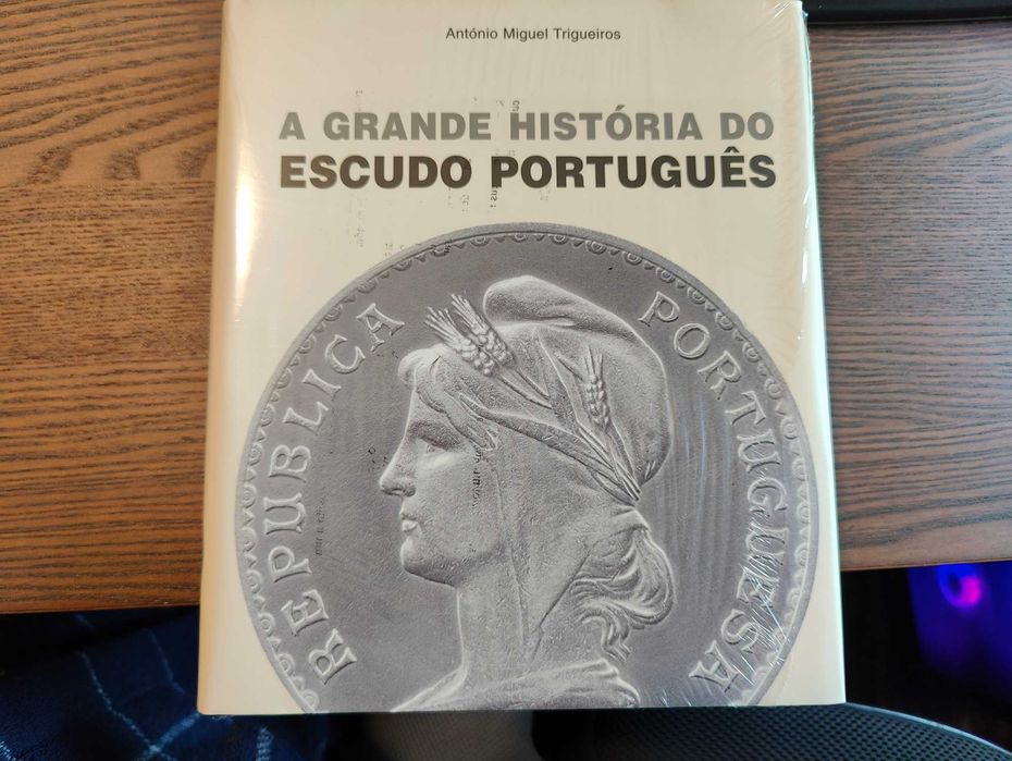 Philae Grande História do Escudo Português em Prata + Livro + Cert