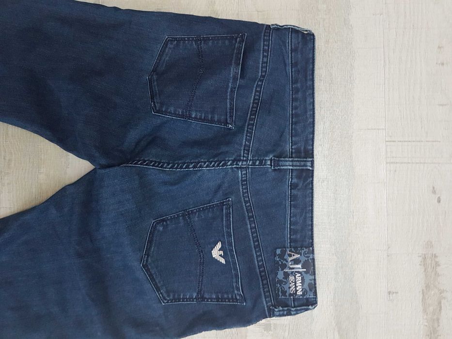 Продам брендові джинси стрейч від Дому моди Giorgio Armani.