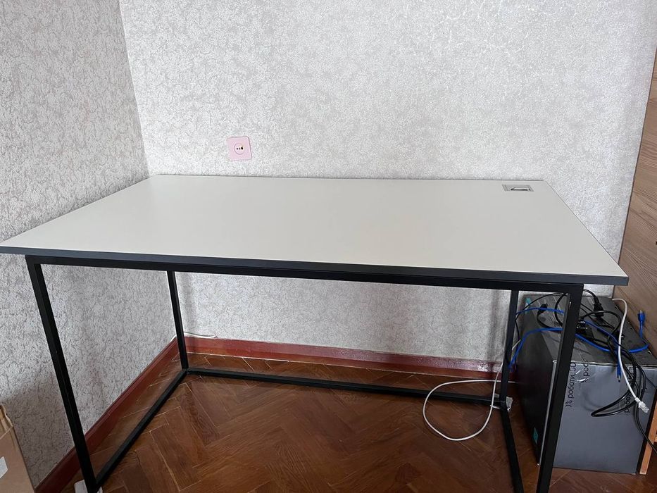 Стол офисный, компьютерный