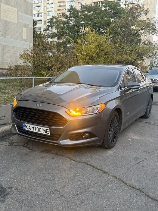 Ford Fusion 2013 Hybrid