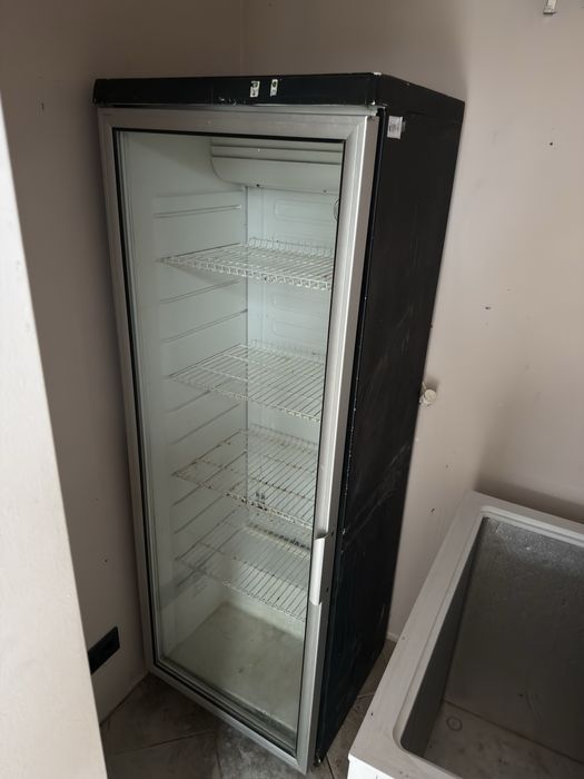 Frigorifico vertical