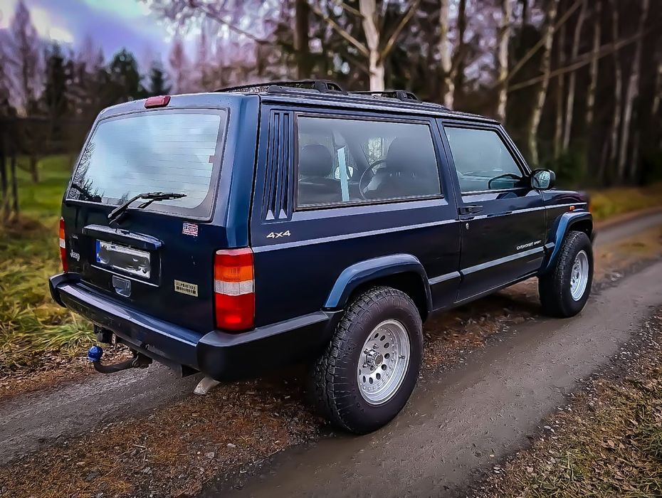 Bardzo ładny Jeep Cherokee XJ
