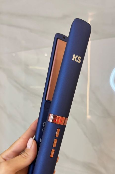 Продам вирівнювач для волосся