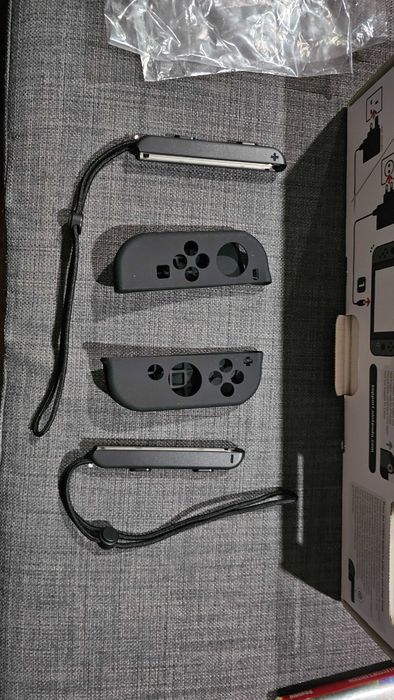 Nintendo Switch Cinza c/ Mala Viagem Delux