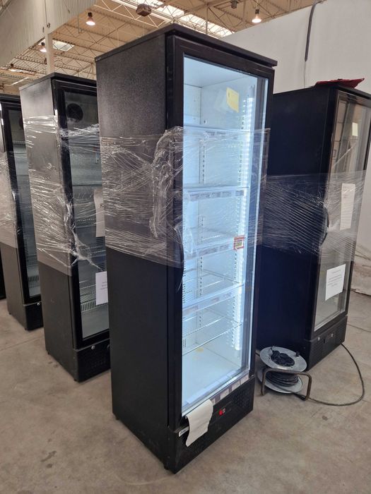 Lodówka barowa na napoje 1 drzwiowa 287l Hendi 233924