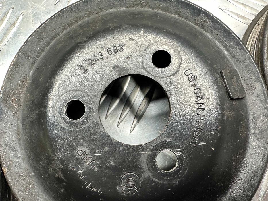 Шкив насоса ГУР Opel Omega B 2.5TD BMW E36 2243683