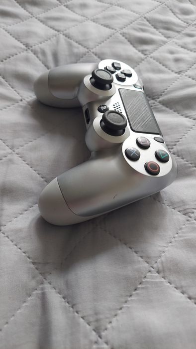 Pad PS4  Dualshock ZCT2E Silver oryginał