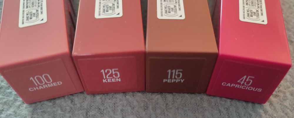 Pomadki w płynie Maybelline Super Stay Vinyl Ink