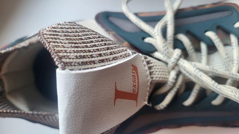 Buty sportowe bardzo wygodne