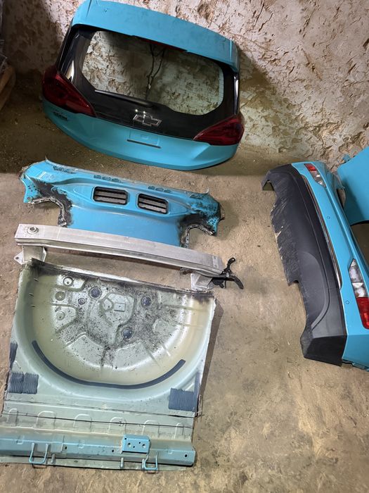 Задний бампер Chevrolet Bolt EV цвет 322Е в сборе