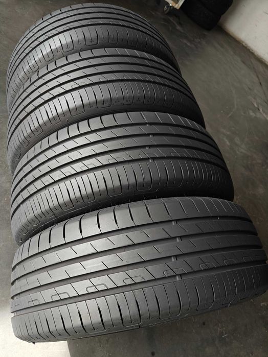 Goodyear R18 215/55 95Н EfficientGrip Performance літні шини дуже якісні тихі з добрим накатом