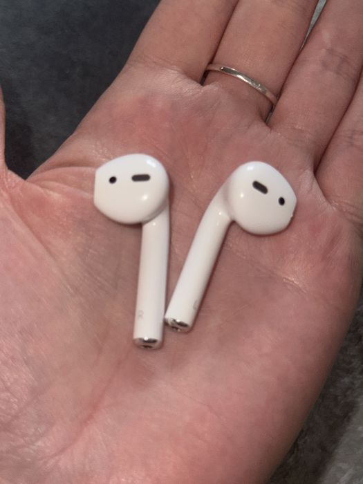 Навушники Airpods 2 серія б/у