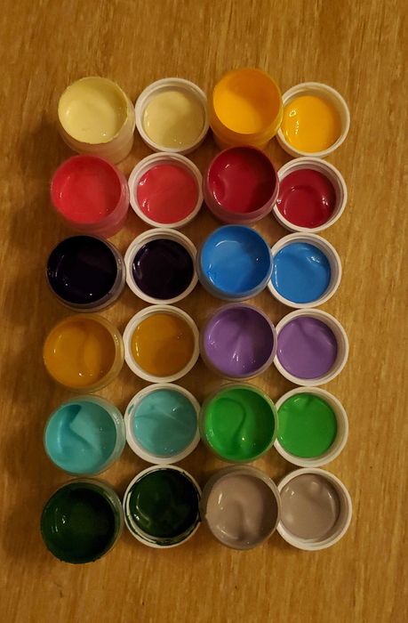 Фарба акрилова від ARTEO (18 кольорів/10мл.)