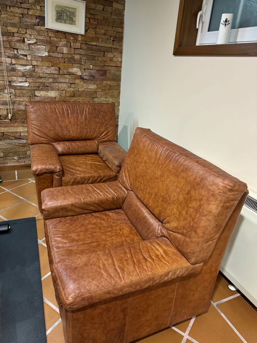 Conjunto de 3 sofás em pele