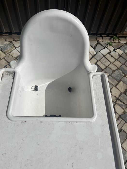 4 Cadeiras altas para bebé com pés (preço por cada)