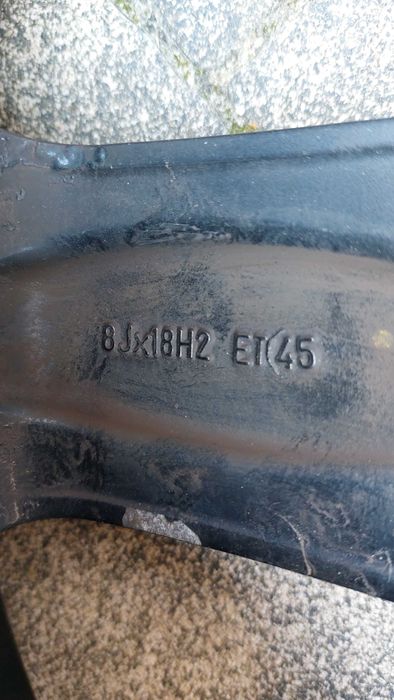 Felgi 18" 5x108 Czarny Mat - Volvo, Ford