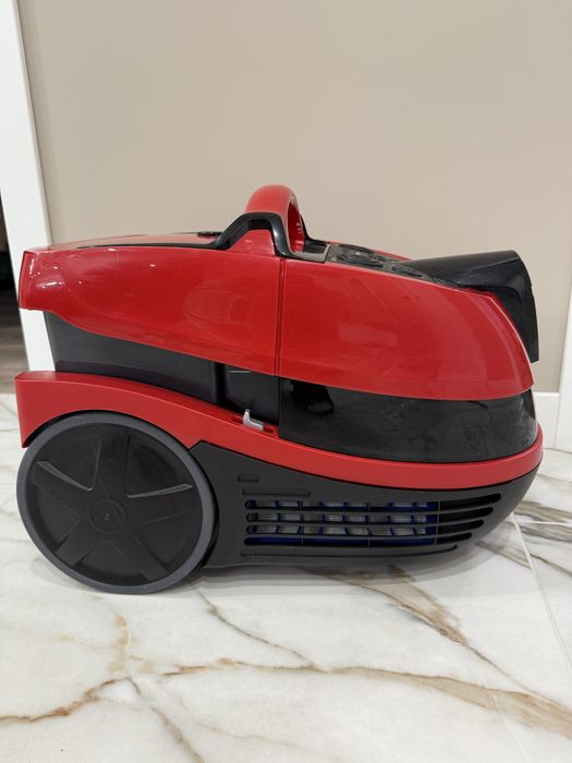 Пилосос bosch AguaWash&Clean