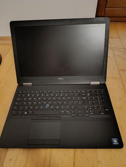 Laptop dell stan dobry