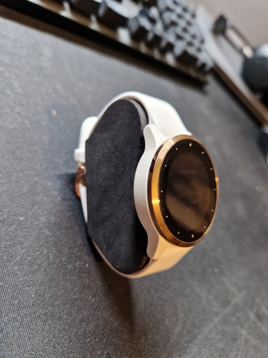 Garmin Vivoactive 4S - stan bardzo dobry