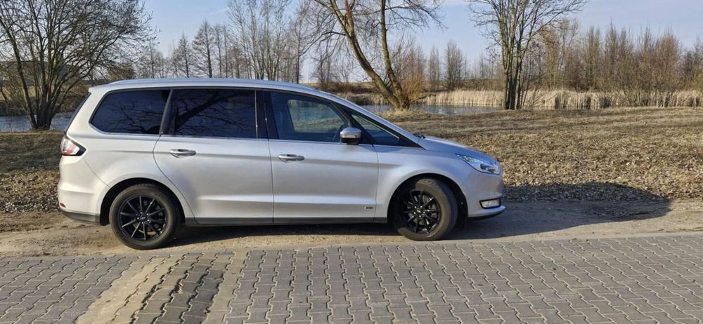 Ford Galaxy Ford Galaxy Titanium z napędem 4x4