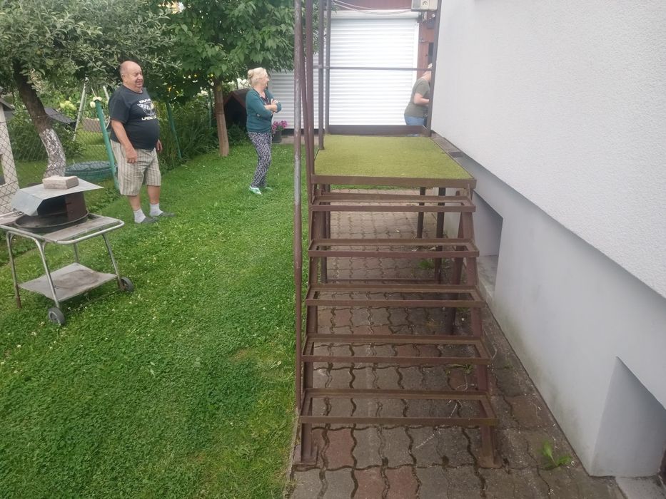 Pomost ze schodami