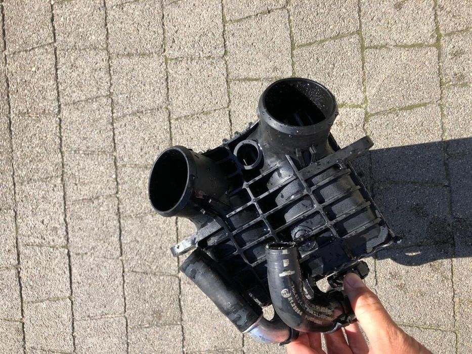 Intercooler do Mercedesa CLS63 E63 AMG