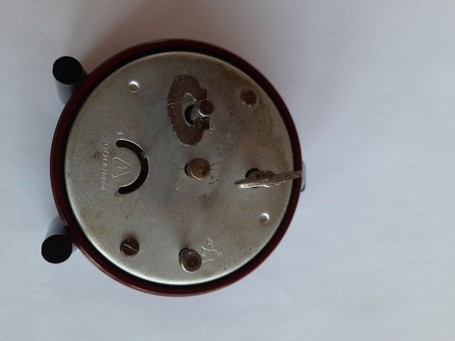 Часы - будильник "Umf - Ruhla".