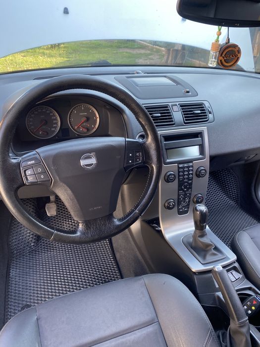 Продам volvo v50