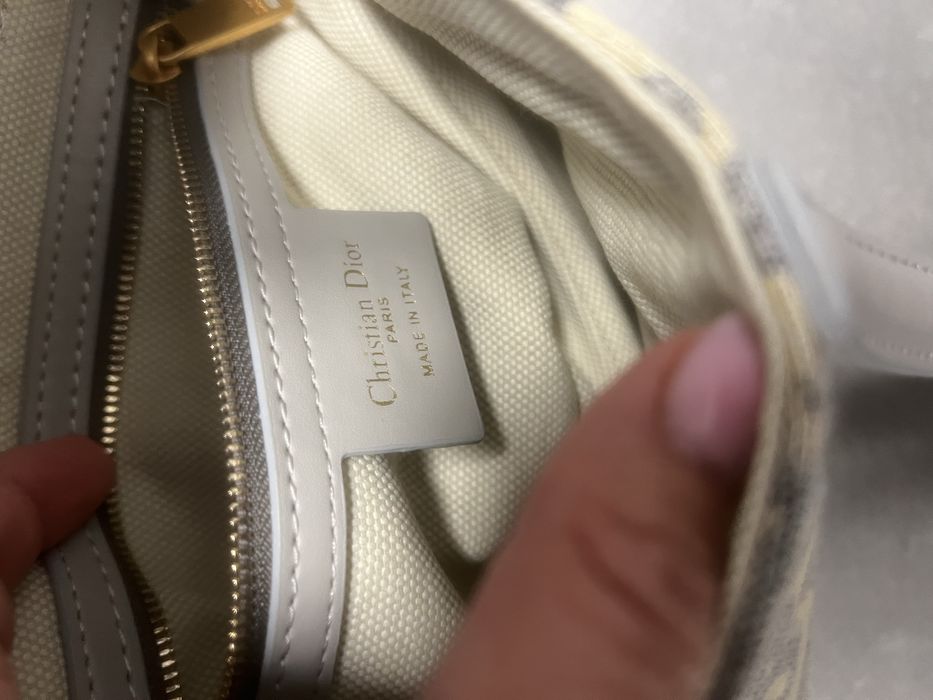 Nowa, piekna torebka Dior !