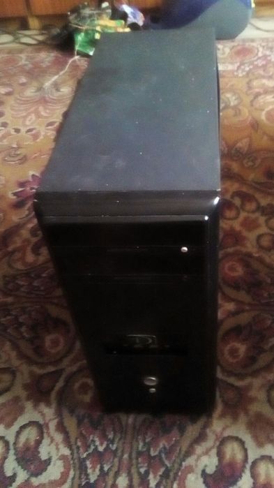 Komputer stacjonarny