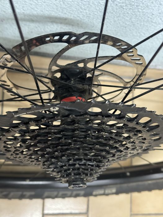 Rodas Syncros 29 + Sram  Eagle 12 + Discos Magura + Schwalbe Rocket
