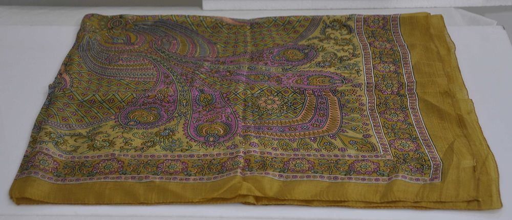 Chusta Apaszka Szal Szalik Damska Jedwabna Jedwab z Indii 102x98cm