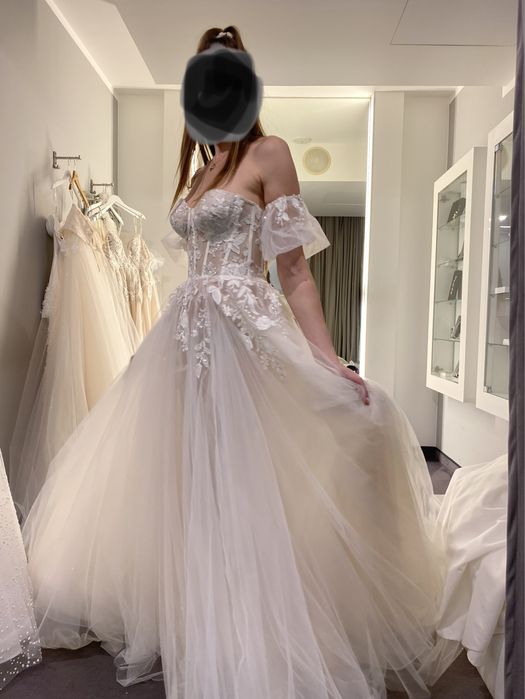 Suknia Ślubna hiszpanka z rozcięciem na nodze Madonna