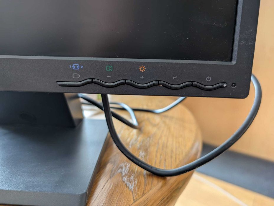 Monitor 19 calowy Lenovo Thinkvision 4434he1