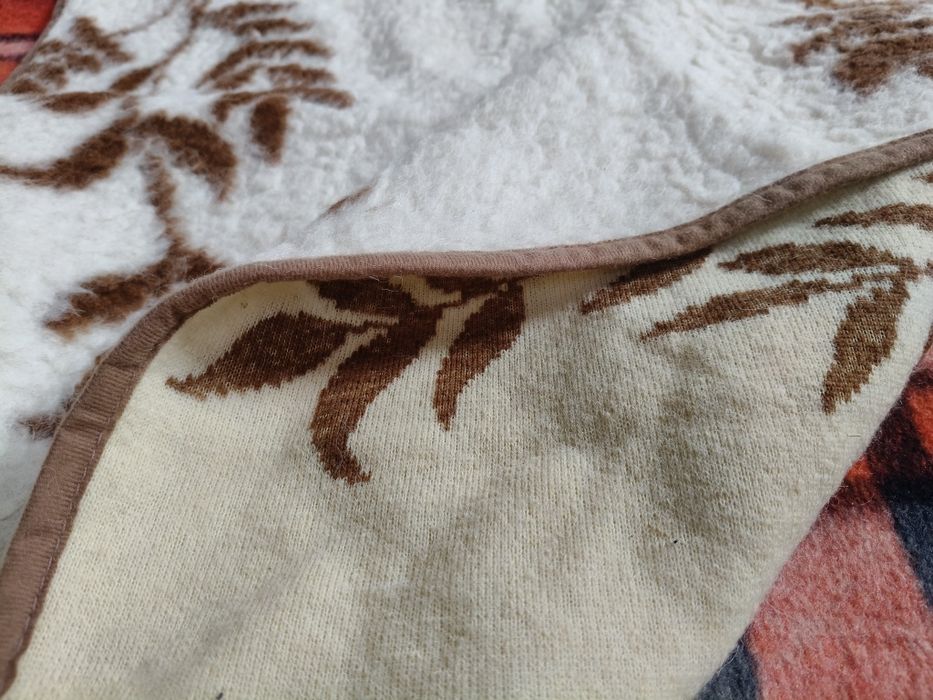 Koc, narzuta (kołdra?) wełniana "Marta+" 100% wełna 130x188 cm