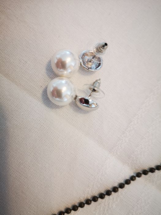 Vendo bijuteria variada brincos colares