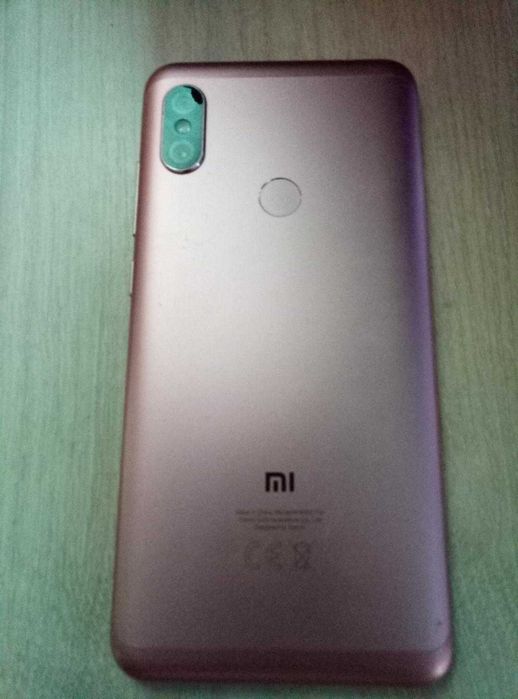 Красунчик Xiaomi Redmi Note 6 Pro 32Gb з чохлом!