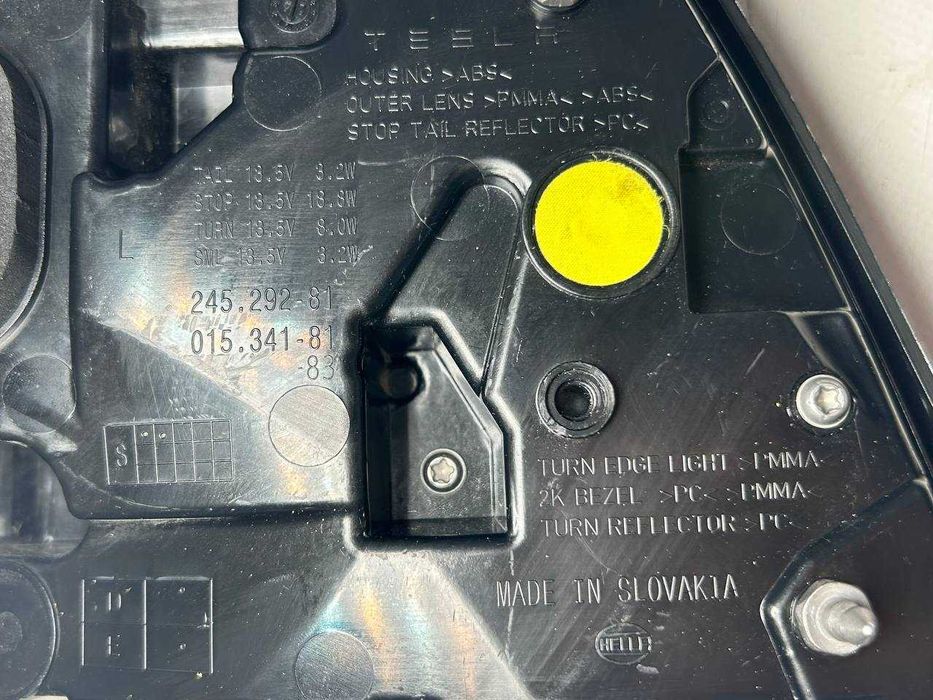 фонари комплект Tesla Model 3/Y GLOBAL СЛОВАКИЯ