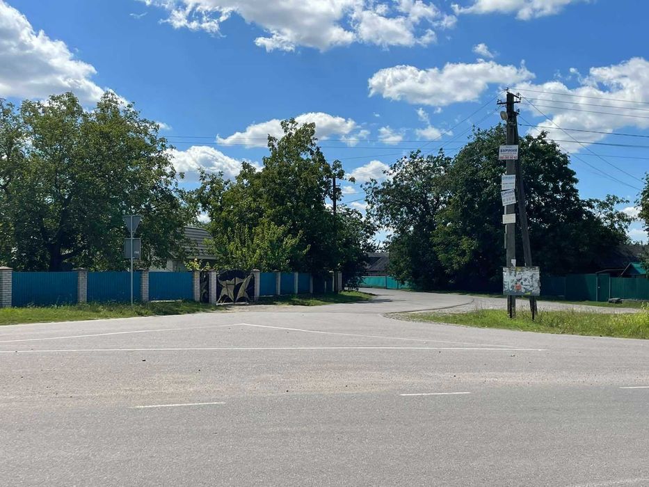Продається земльна ділянка в с. Парпурівці 7811
